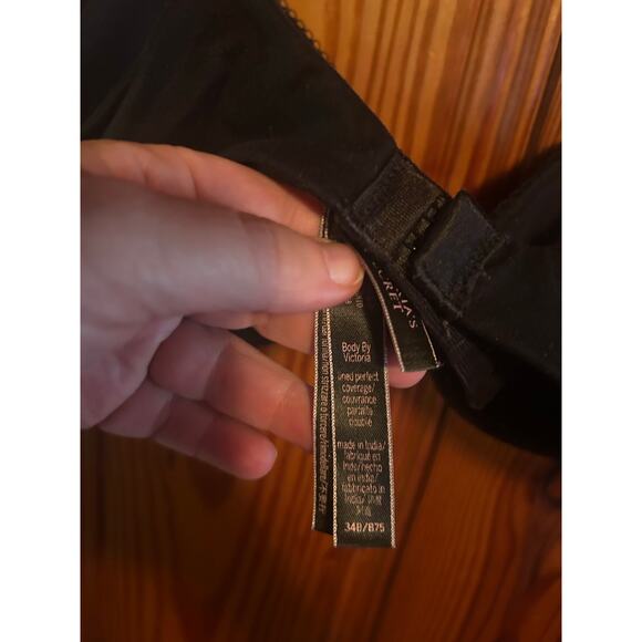 Victoria’s Secret black body by Victoria lined perfect coverage bra size 34b - Picture 3 of 3